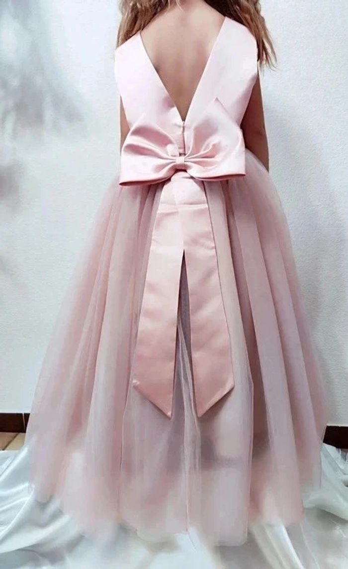 Magnifique robe NEUVE de cérémonie petite fille taille 6 ans - photo numéro 8