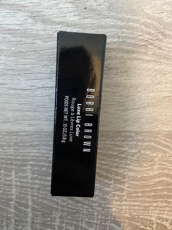 Rouge a levres bobbi brown teinte 13 bright peony