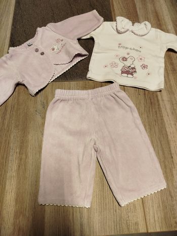 Ensemble 3 pièces taille 1 mois
