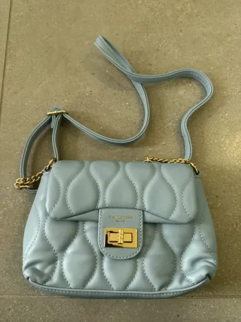 Sac à bandoulière bleu clair David Jones, très bon état, 22x14cm