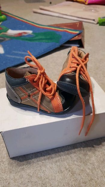 Bottillons de marche garçon p.18 orchestra neufs