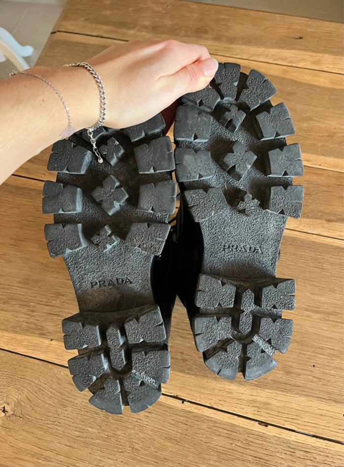 Bottes Monolith en cuir noires Prada - photo numéro 11