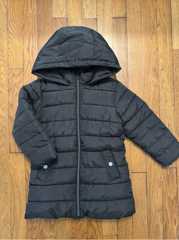 Doudoune avec capuche matelassé Mango Fille Noir 5 ans 110 cm TBE