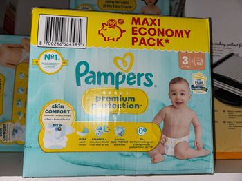 Pampers