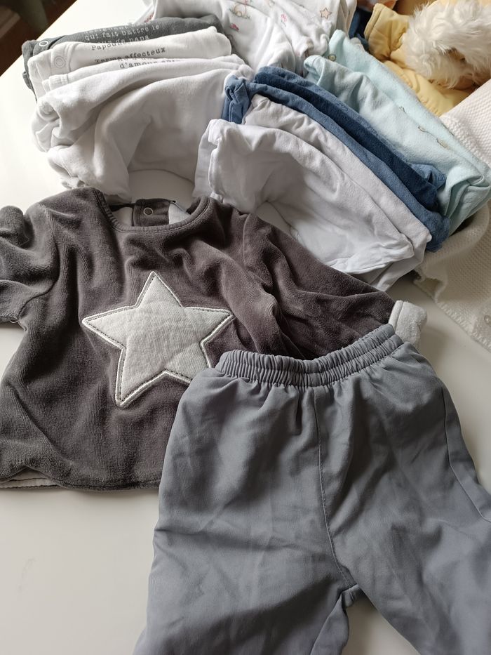 30 vêtements 3 mois - photo numéro 6