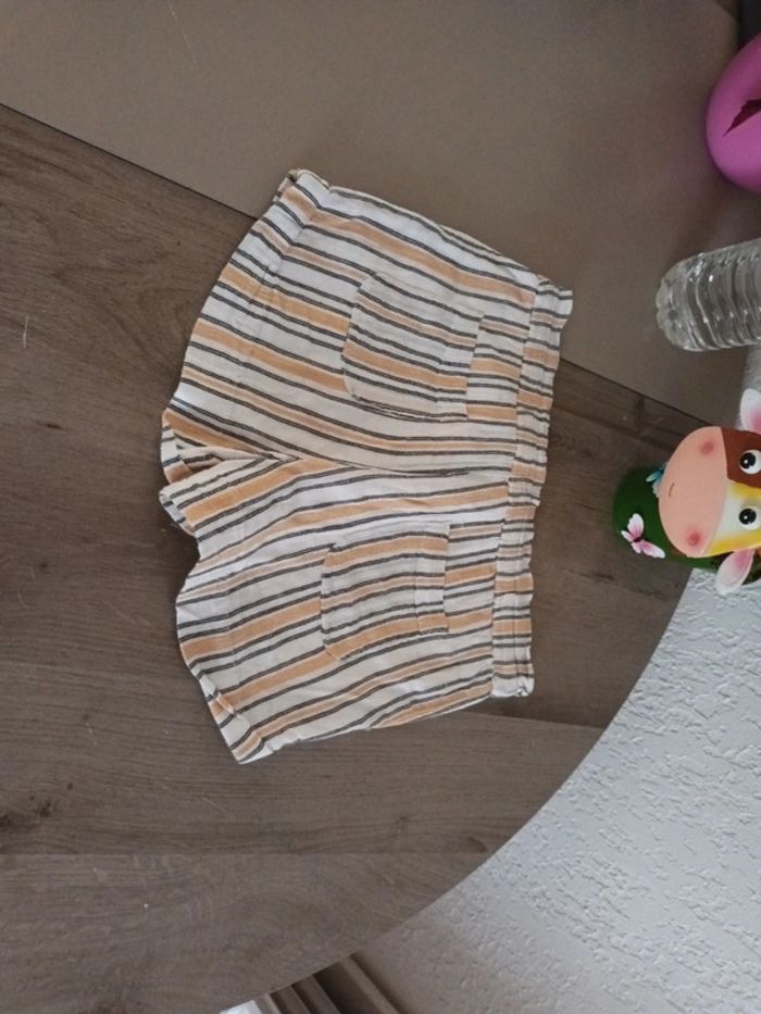 Short fille - photo numéro 4