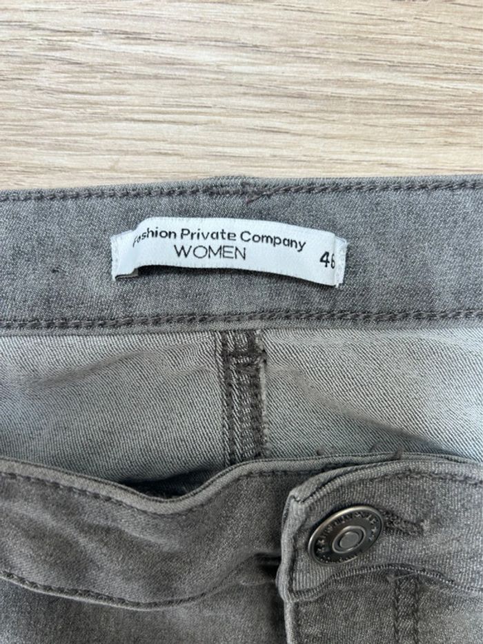 Pantalon gris FPC taille 46 - photo numéro 3