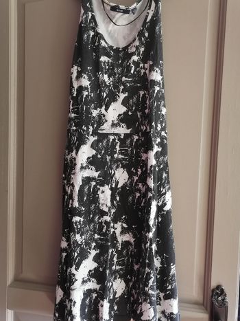 Robe taille L ou 40