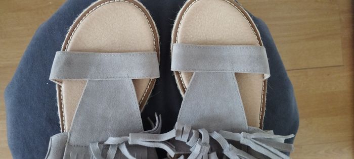 Sandales fille 36 neuves - photo numéro 6