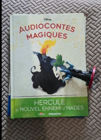 Numéro 129 Livre + figurine édition audiocontes Magiques Altaya édition disney audio compte conte