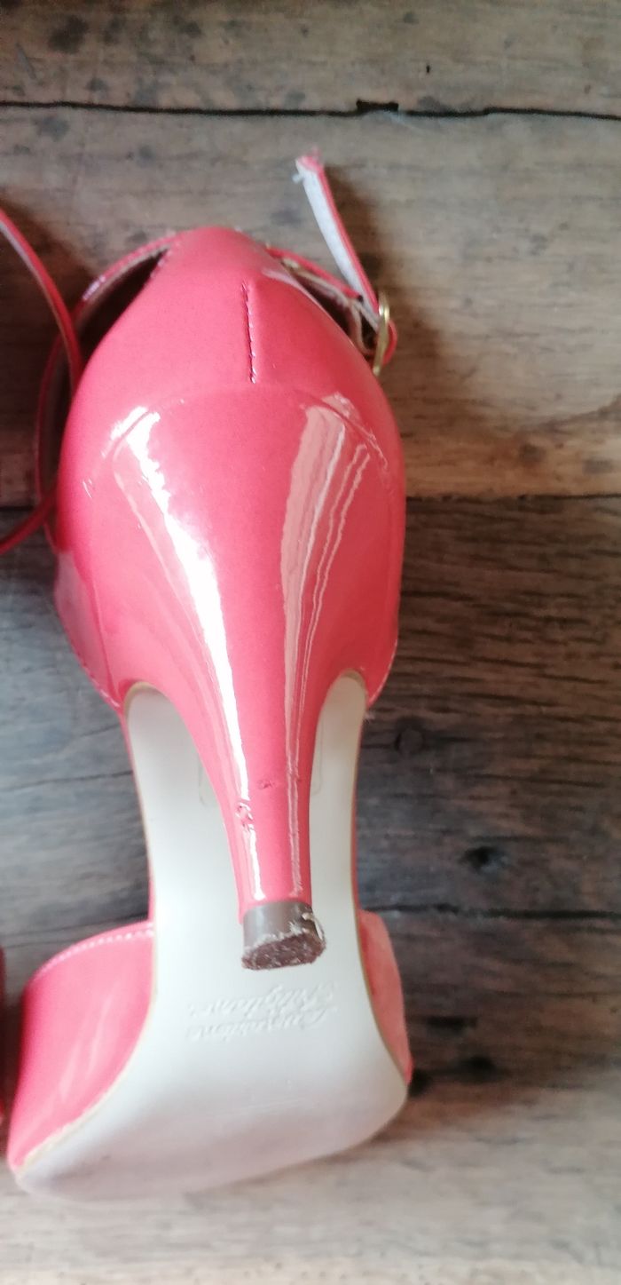Pieds nus a talon 37 Eram - photo numéro 8