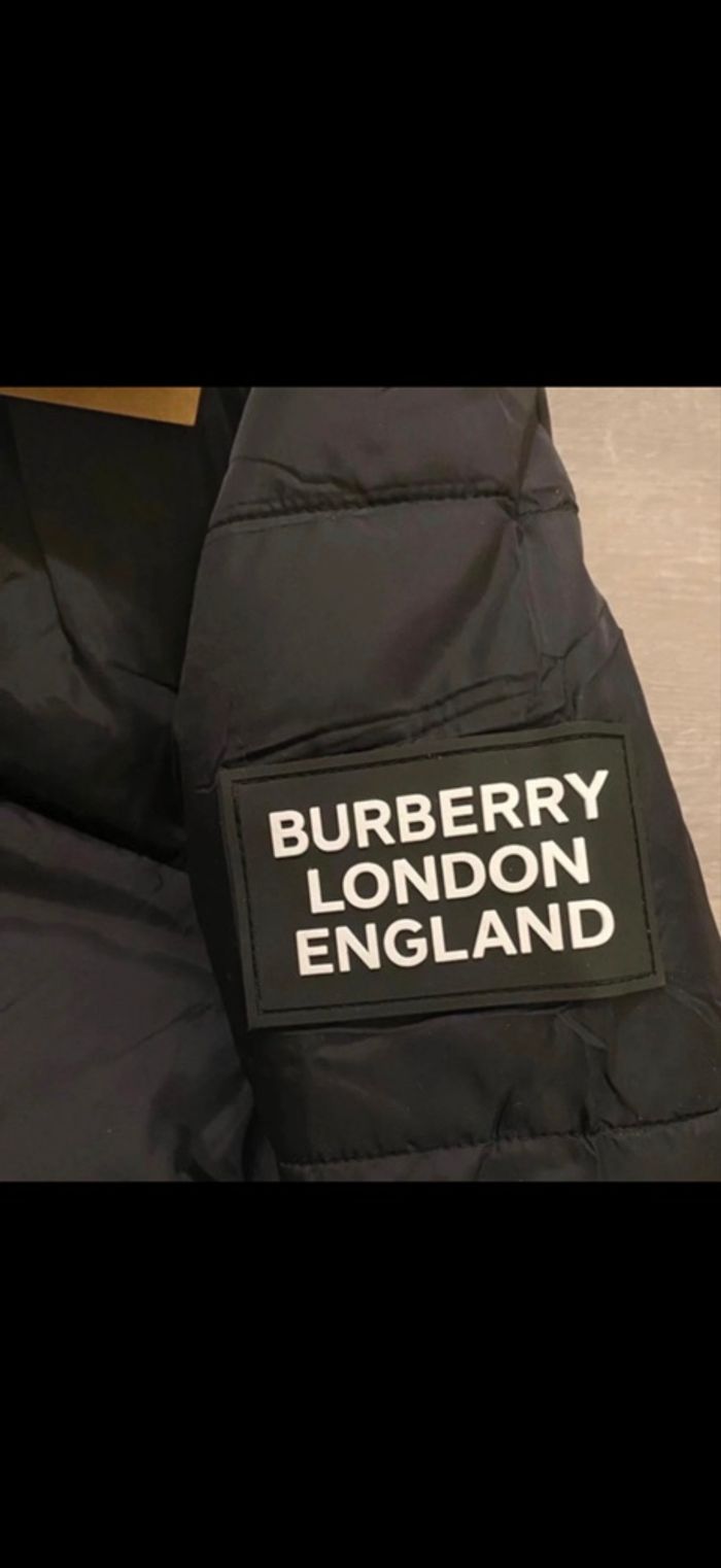 Doudoune burberry - photo numéro 4
