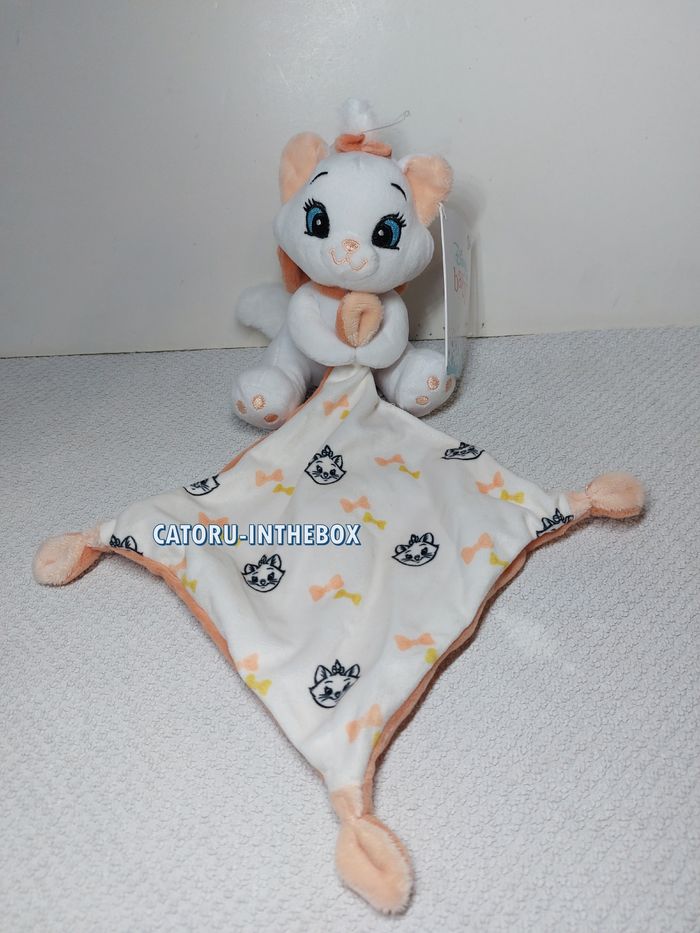 Doudou mouchoir / Comforter Disney Les Aristochats Marie The Aristocats