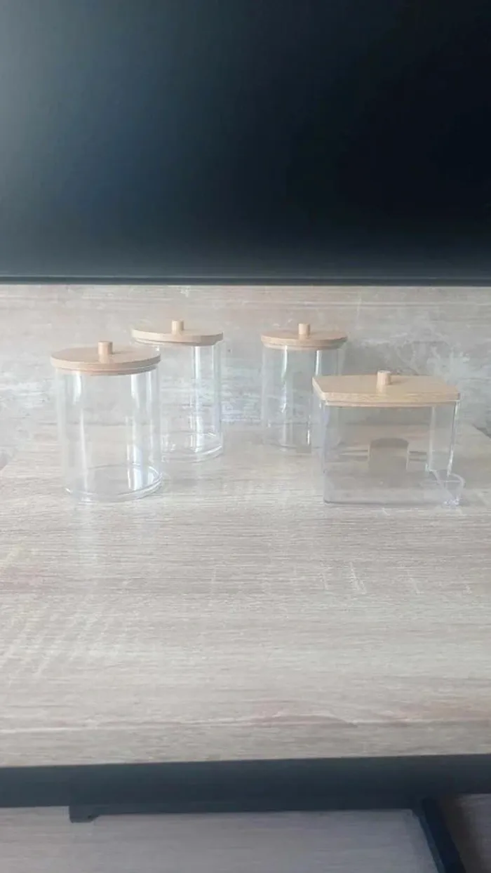 Lot transparent d'accessoires de salle de bain neuf - photo numéro 2