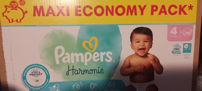 Carton couches pampers T4 - photo numéro 2