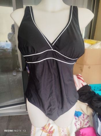 #kytieXLfemme. Maillot de bain 1 pièce taille XL/XXL