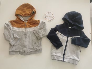 Lot de 2 sweats à capuche bébé garçon 24mois décathlon et vertbaudet