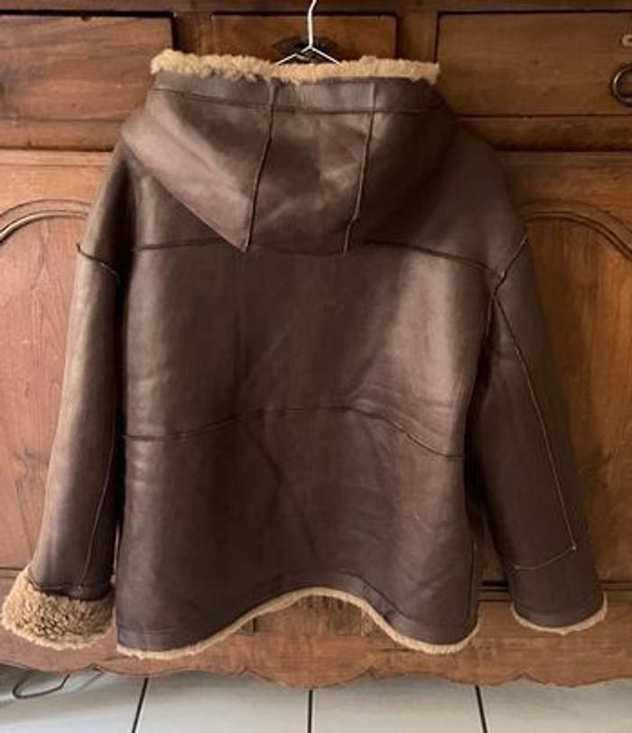 Manteau fausse fourrure , marron , avec capuche - photo numéro 2