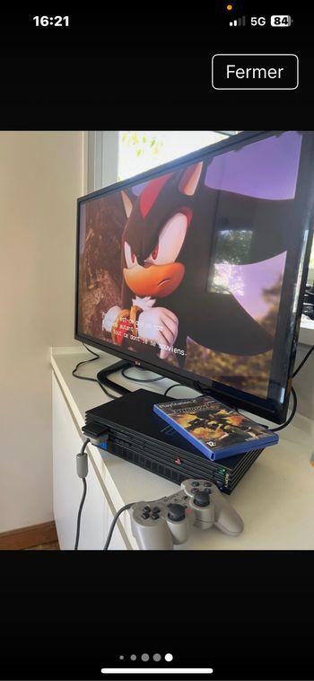 Console ps2 + manette + jeu