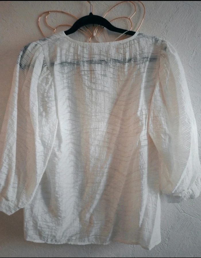 Chemise d'été ajouré Ivoire 💫 Camaïeu taille M - photo numéro 4