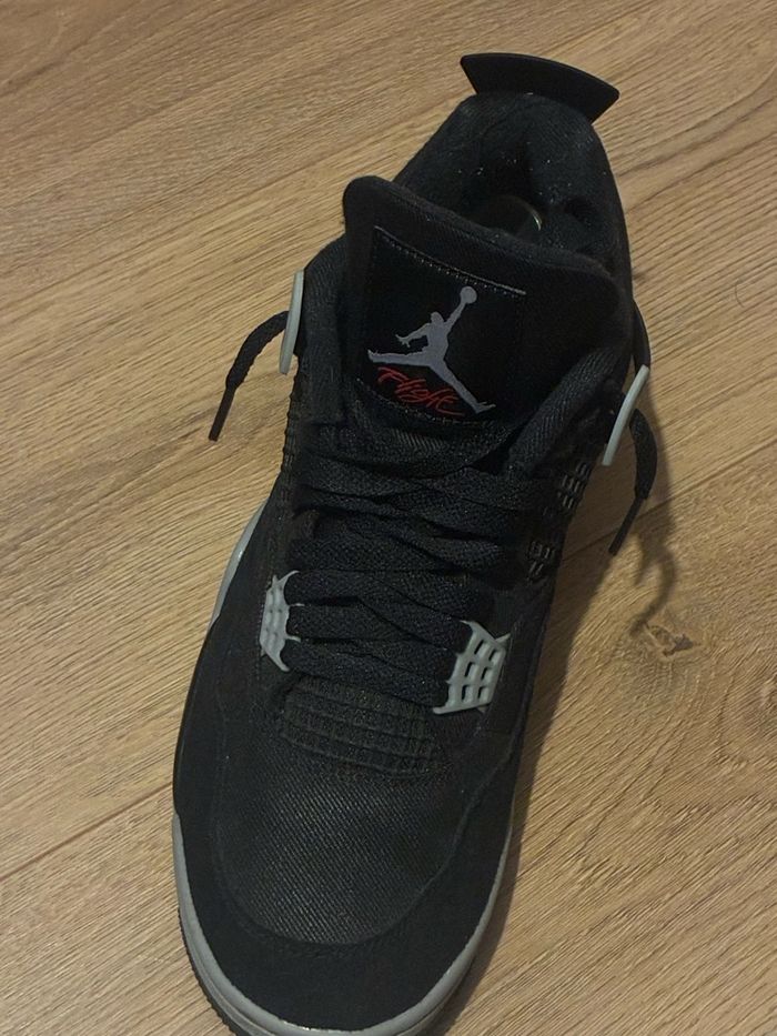 Jordan 4 - photo numéro 3