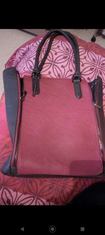 Grand sac à main noir et rose DDP