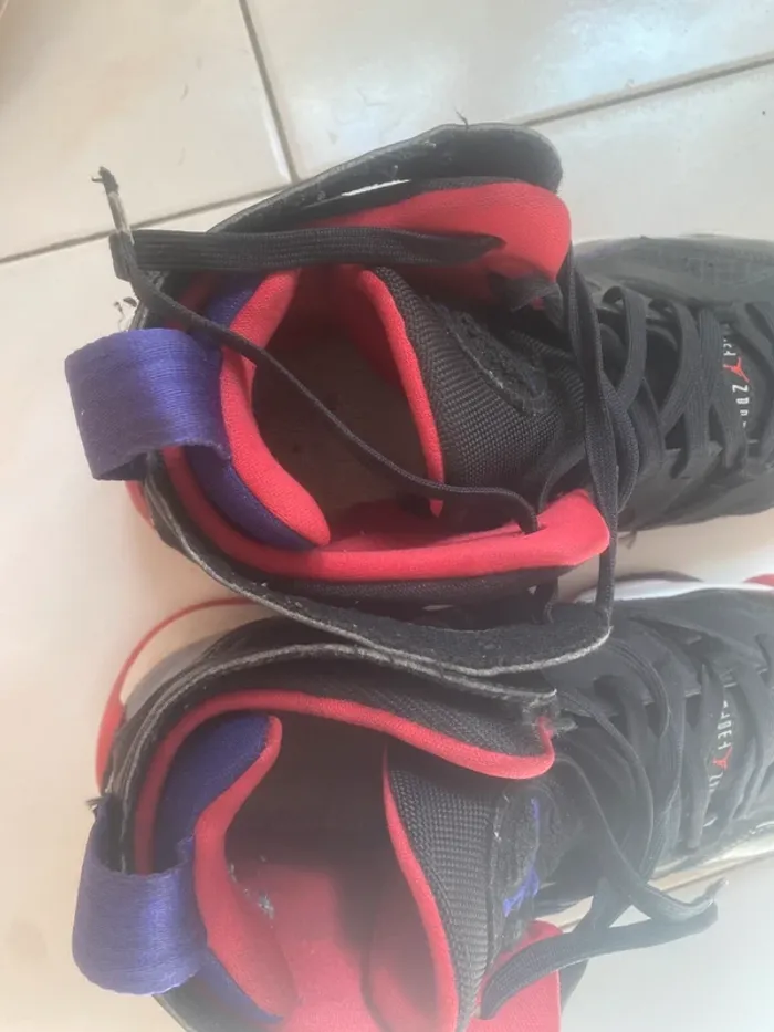 Jordan 11 CMFT Low Black Red Purple 45 - photo numéro 9