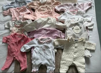 Lot prématuré fille