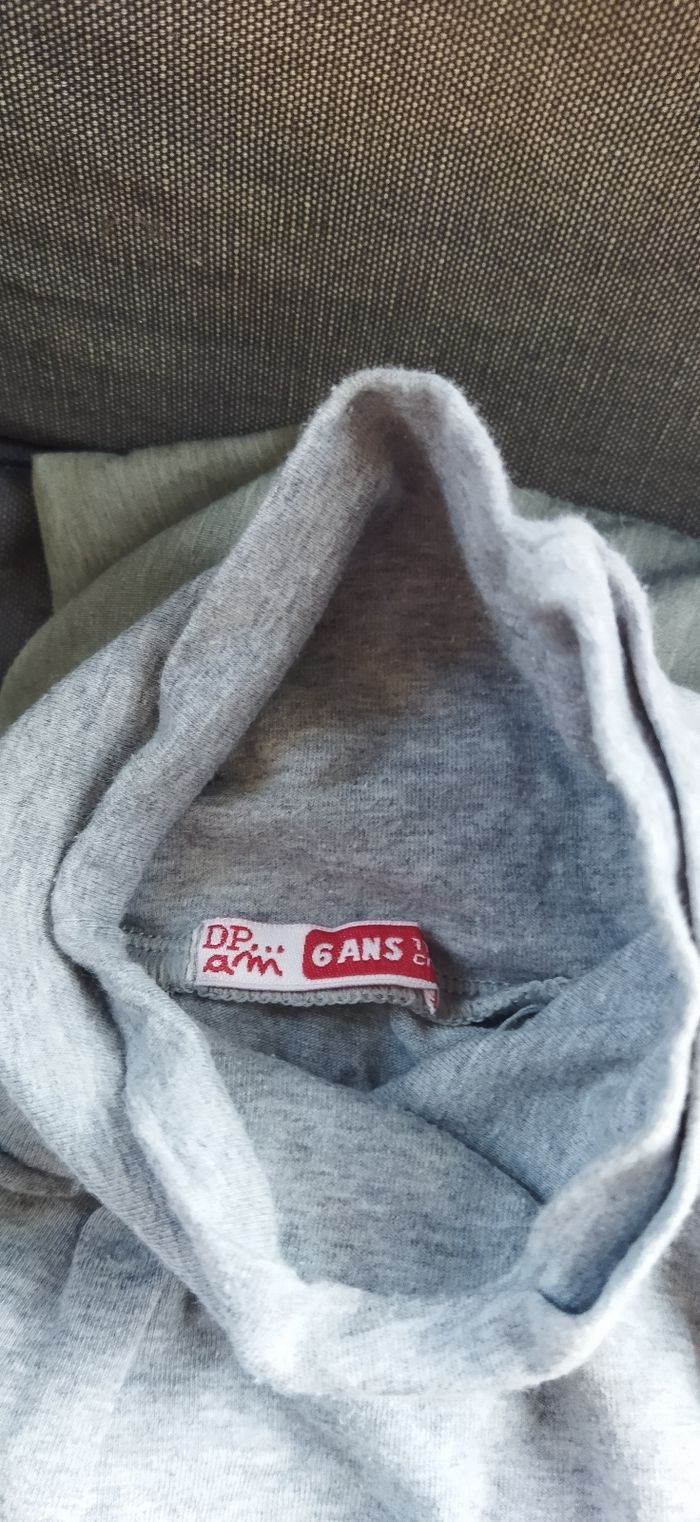 Pulls col roulé 6 ans - photo numéro 4