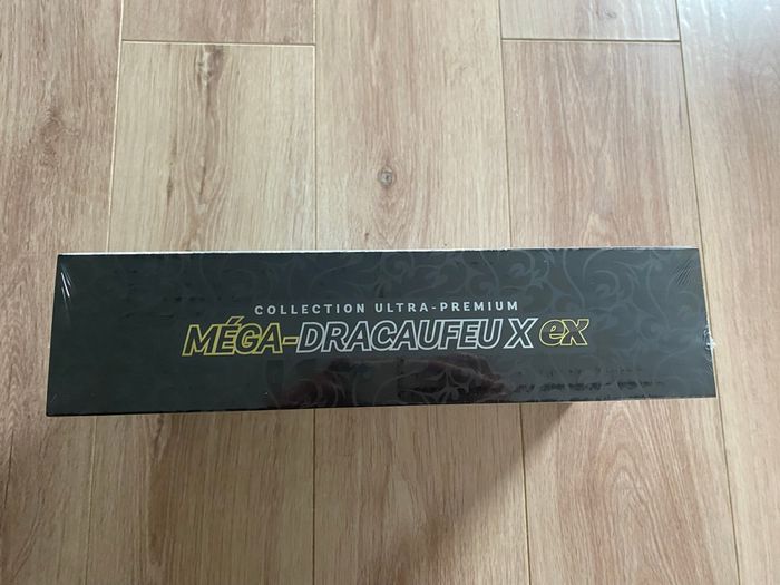 UPC Dracaufeu ME02 - photo numéro 3