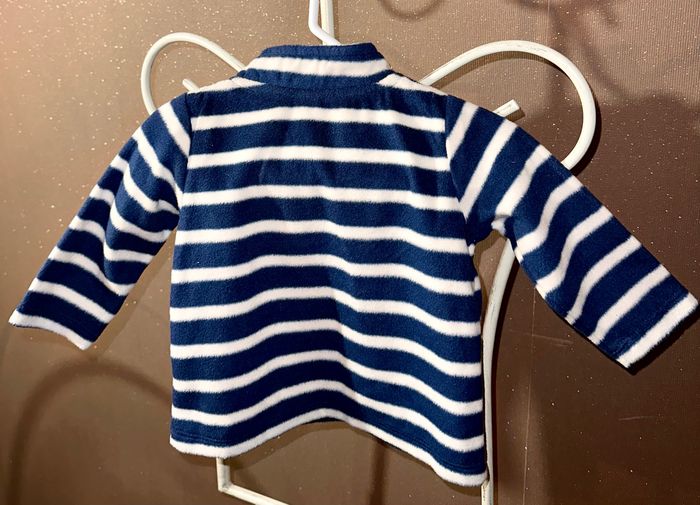 Polaire rayé 6 mois - photo numéro 3