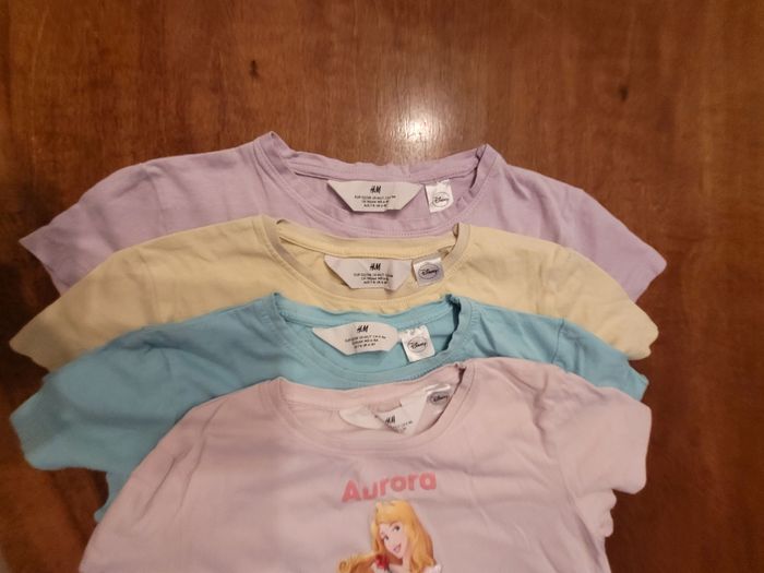 Lot t-shirts princesse 6/8 ans - photo numéro 2