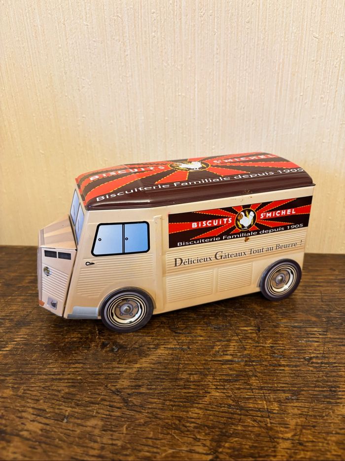 Boîte métallique  en forme de camionnette Citroën Tub HY