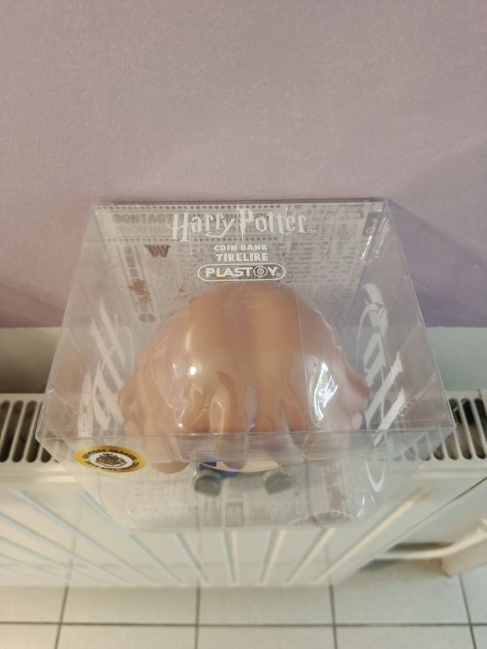 A saisir, NEUVE, très belle tirelire " Harry Potter   "  ( bien lire svp ) - photo numéro 2