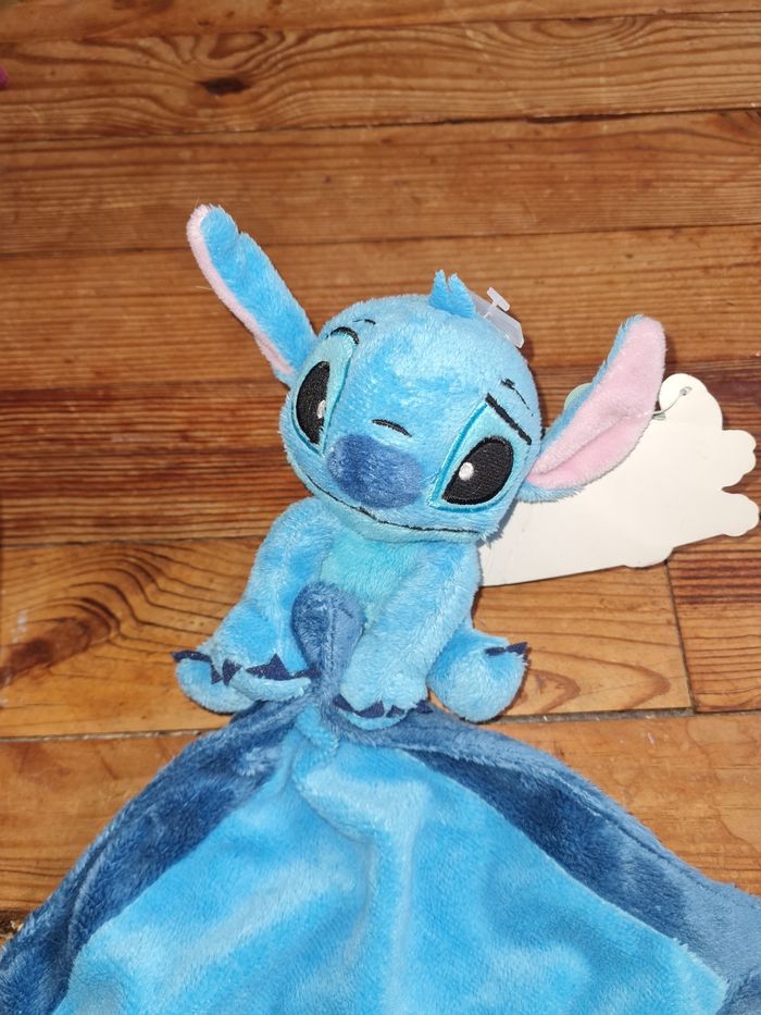 Doudou stitch neuf - photo numéro 2