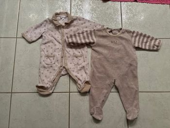 deux pyjamas trois mois