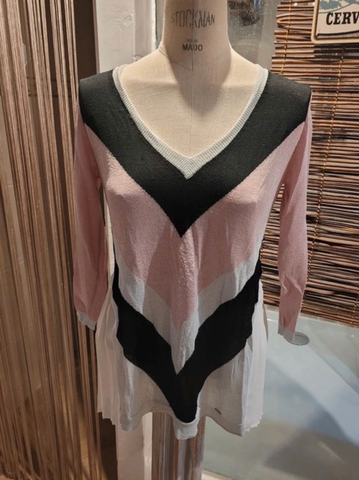 Pull gaudi dentelle taille m