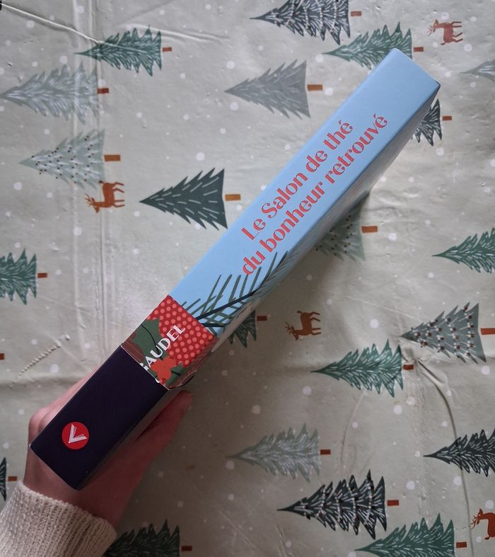 Livre " Le Salon de Thé du Bonheur Retrouvé " de Céline Gaudel 🐈🌾 - photo numéro 5