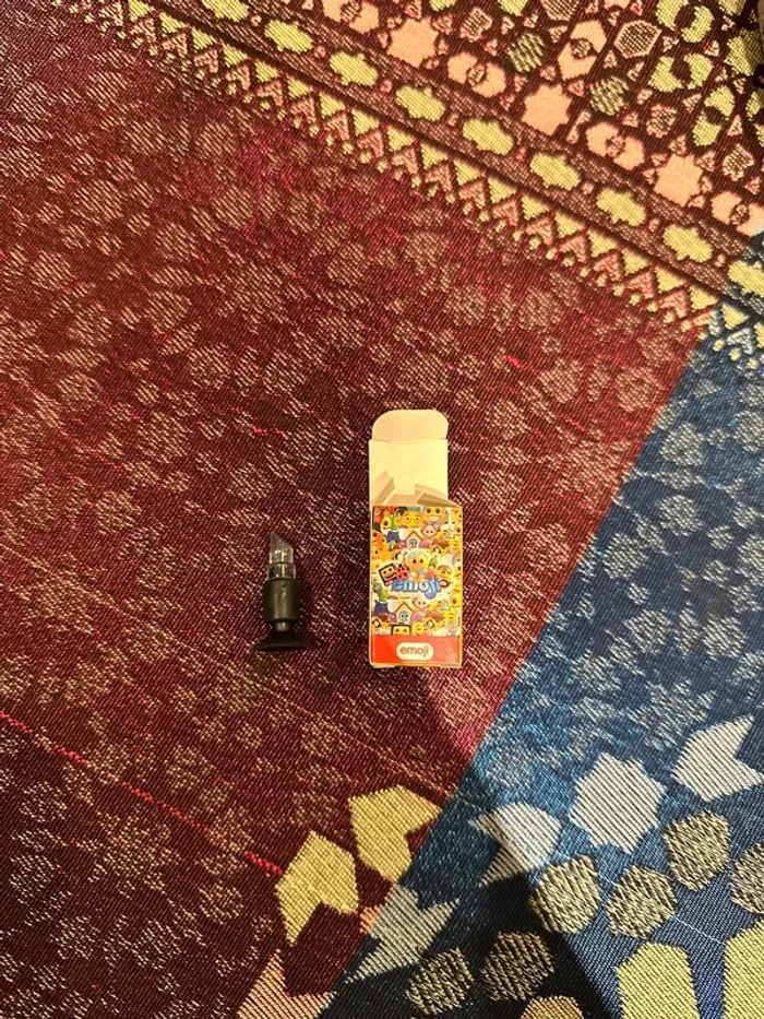 Emoji rouge à lèvres