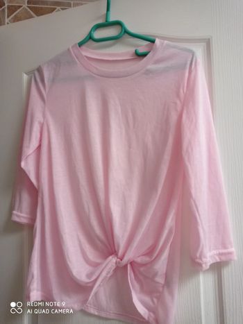T-shirt long fin rose neuf