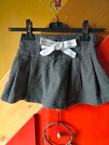 Très jolie jupe Floriane 5 ans