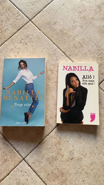 Deux Livres de Nabilla Benattia