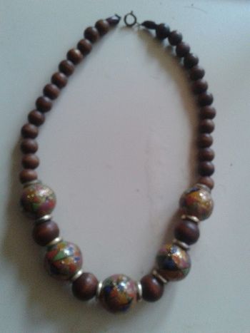 Collier perles en bois