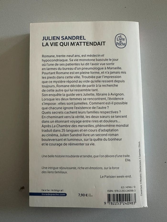 Livre La vie qui m’attendait de Julien Sandrel - photo numéro 2