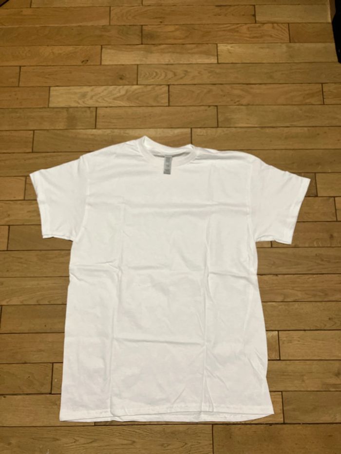 T shirt Audi taille M blanc - photo numéro 3