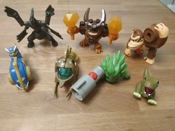 Lot de 7 figurines