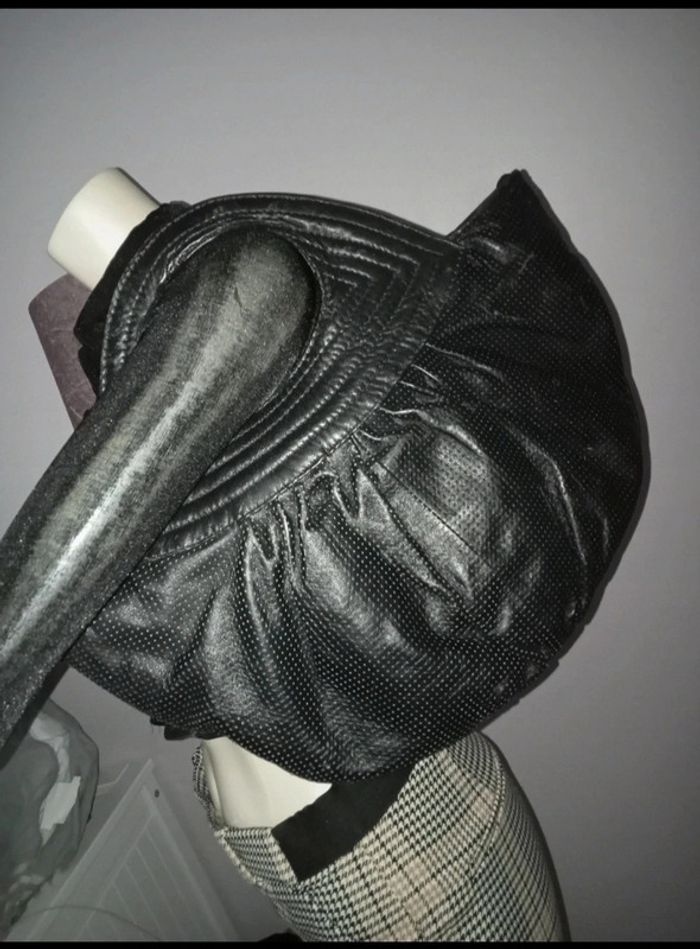 Sac à main by Diesel original en cuir véritable noir en excellent etat - photo numéro 16