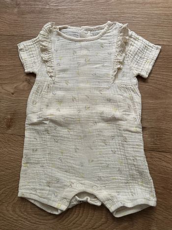 Combinaison short 9 mois