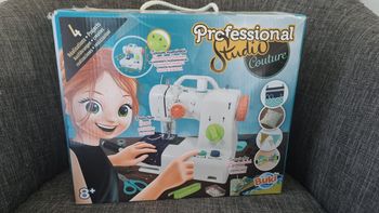 Machine à coudre Buki