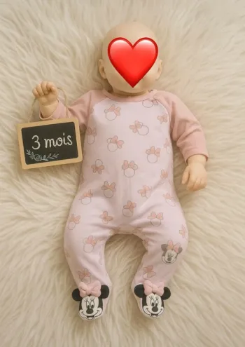 Pyjama Minnie